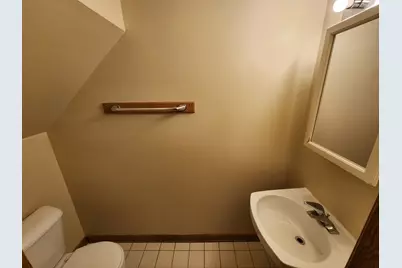 2363 E 70th Place #B, Chicago, IL 60649 - Photo 8