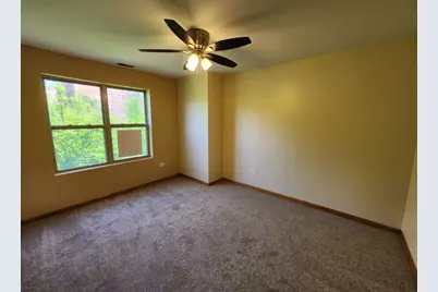 2363 E 70th Place #B, Chicago, IL 60649 - Photo 12