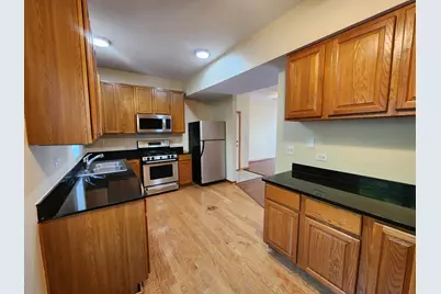 2363 E 70th Place #B, Chicago, IL 60649 - Photo 6
