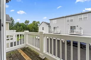 304 Holiday Ln, Hainesville, IL 60073 - Photo 16