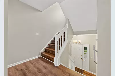 304 Holiday Lane, Hainesville, IL 60073 - Photo 6