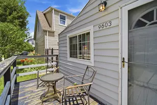 9603 Merton Ave, Oak Lawn, IL 60453 - Photo 4