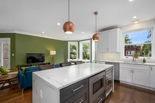 1226 W Winnemac Ave, Chicago, IL 60640 - Photo 6