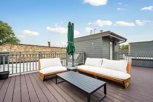 1226 W Winnemac Ave, Chicago, IL 60640 - Photo 18
