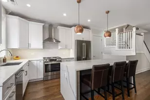 1226 W Winnemac Ave, Chicago, IL 60640 - Photo 8