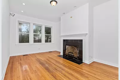 3222 W Berteau Avenue #1, Chicago, IL 60618 - Photo 6