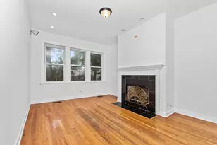 3222 W Berteau Ave, Chicago, IL 60618 - Photo 6