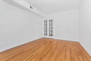 3222 W Berteau Ave, Chicago, IL 60618 - Photo 20