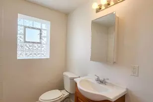 3939 W Iowa St, Chicago, IL 60651 - Photo 8