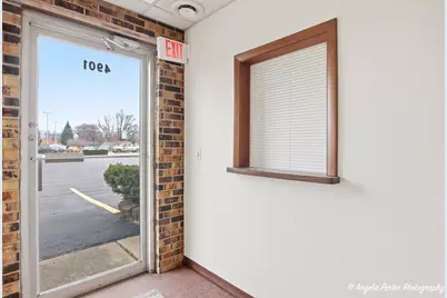 4901 W Elm Street, McHenry, IL 60050 - Photo 22