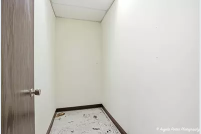 4901 W Elm Street, McHenry, IL 60050 - Photo 30