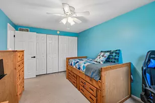 1146 Blackhawk Ct, Schaumburg, IL 60193 - Photo 24
