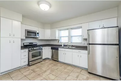 516 S Victory Street, Waukegan, IL 60085 - Photo 12