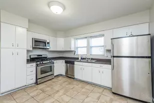 516 S Victory St, Waukegan, IL 60085 - Photo 12