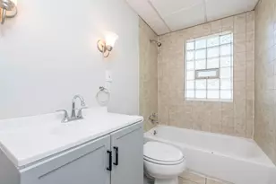 516 S Victory St, Waukegan, IL 60085 - Photo 20