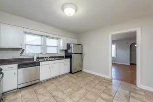 516 S Victory St, Waukegan, IL 60085 - Photo 14