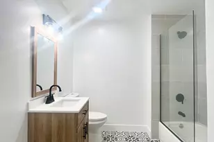2258 S Sacramento Ave, Chicago, IL 60623 - Photo 12