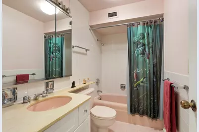5901 N Sheridan Road #2J, Chicago, IL 60660 - Photo 6