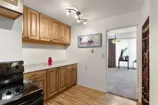 5901 N Sheridan Rd, Chicago, IL 60660 - Photo 2