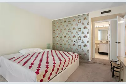 5901 N Sheridan Road #2J, Chicago, IL 60660 - Photo 10
