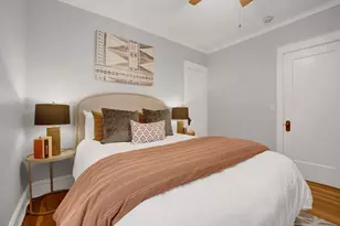 1915 W Montrose Ave, Chicago, IL 60613 - Photo 22