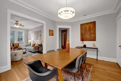1915 W Montrose Avenue #2, Chicago, IL 60613 - Photo 12