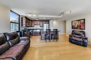 2605 S Indiana Ave, Chicago, IL 60616 - Photo 10