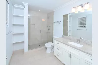 20 N Aberdeen Street #301, Chicago, IL 60607 - Photo 8
