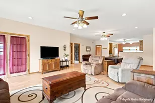 1513 Sunnyside Beach Dr, Johnsburg, IL 60051 - Photo 16