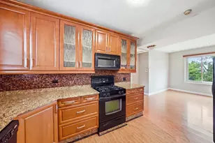 2121 N St Louis Ave, Chicago, IL 60647 - Photo 8