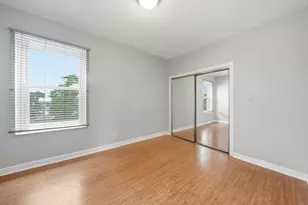 2121 N St Louis Ave, Chicago, IL 60647 - Photo 14