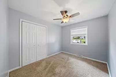 1118 Elm Place, Dixon, IL 61021 - Photo 8