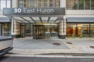 30 E Huron St, Chicago, IL 60611 - Photo 2