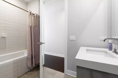 403 N Wabash Avenue #10B, Chicago, IL 60611 - Photo 22