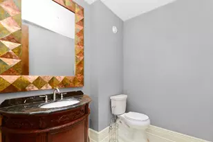 211 E Ohio St, Chicago, IL 60611 - Photo 10