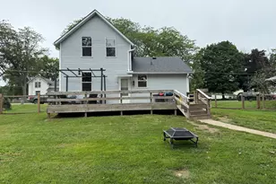 229 W Farnham St, Sheffield, IL 61361 - Photo 4
