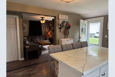 229 W Farnham Street, Sheffield, IL 61361 - Photo 14
