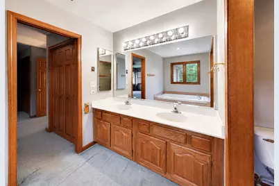 2120 Kenton Lane, Libertyville, IL 60048 - Photo 44