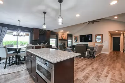 646 S Poplar Circle, Manteno, IL 60950 - Photo 14