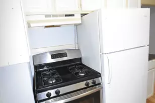 457 Talma St, Aurora, IL 60505 - Photo 4