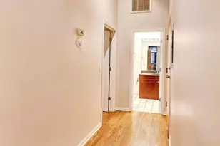 525 W Superior St, Chicago, IL 60654 - Photo 10