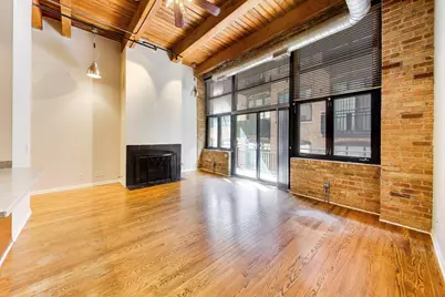 525 W Superior Street #428, Chicago, IL 60654 - Photo 4