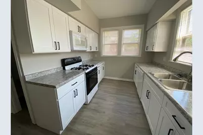 616 Vine Street #1, Joliet, IL 60435 - Photo 2