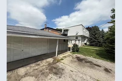 1402 N 16th Avenue, Melrose Park, IL 60160 - Photo 4