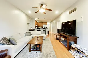 2724 N Marshfield Ave, Chicago, IL 60614 - Photo 32
