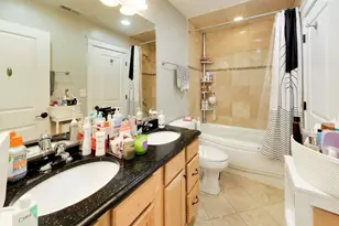 2724 N Marshfield Ave, Chicago, IL 60614 - Photo 24