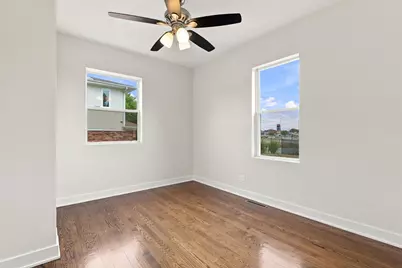 9524 Nashville Avenue, Oak Lawn, IL 60453 - Photo 8