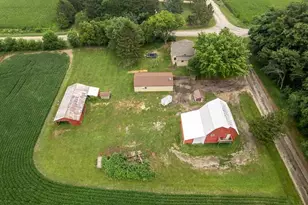 7018 Best Rd, Pecatonica, IL 61063 - Photo 60