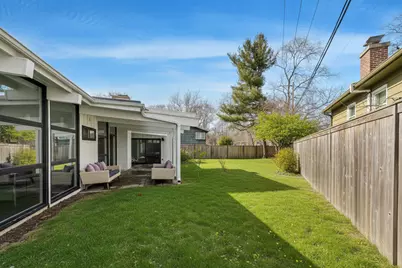 2649 Crawford Avenue, Evanston, IL 60201 - Photo 42