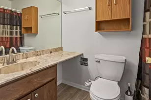 265 Buckingham Ct, Schaumburg, IL 60193 - Photo 6